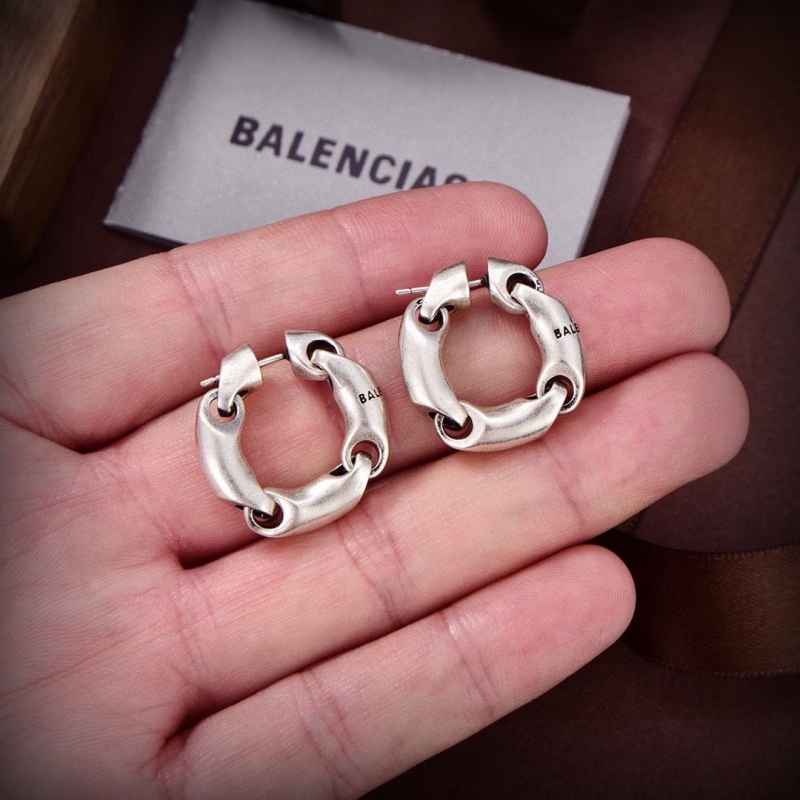 Ba1en*iaga earrings